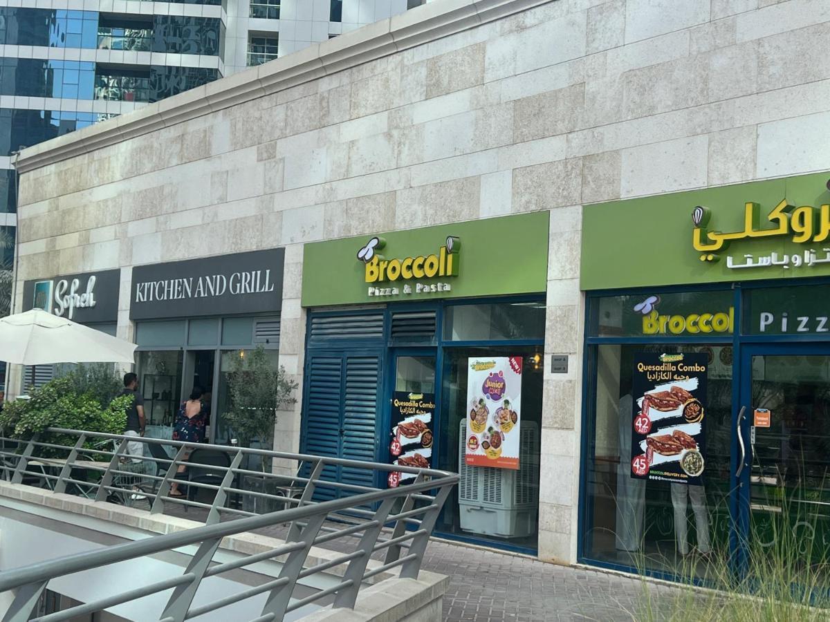 Bright & Valuable, Close To Metro Station Dubai Exterior photo